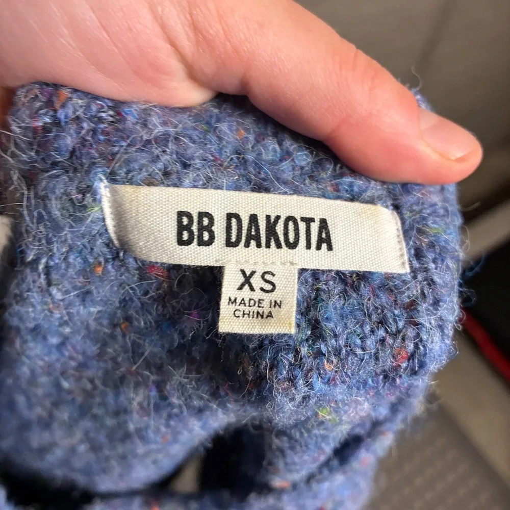 BB DAKOTA Blue Multi‎ Color Fleck Fuzzy Knit Crew Neck Sweater XS